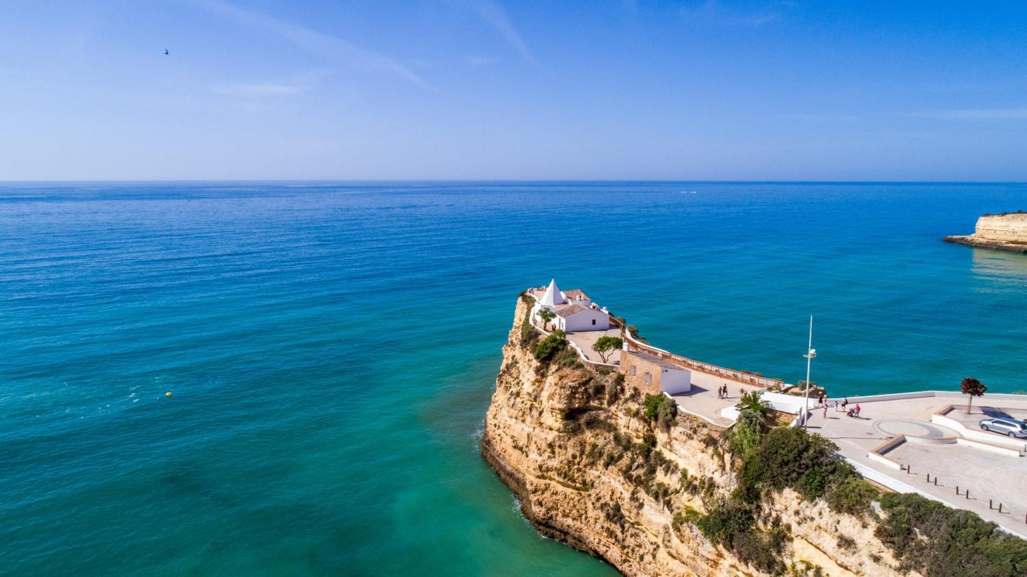 Apartment With 2 Bedrooms, 2M To The Beach Armação de Pêra Exteriör bild